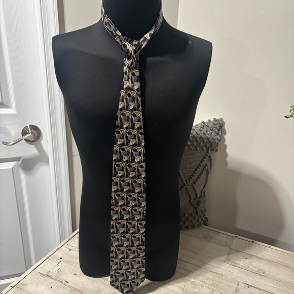 Vintage Beatles The Rubber Sole Album Neck Tie - Picture 6 of 7